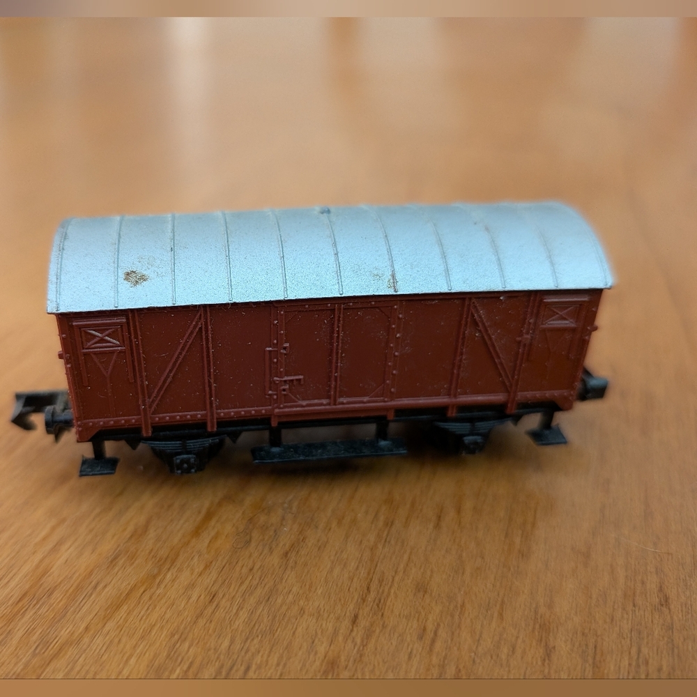 N Scale Model Train Cars - Picture 8 of 9